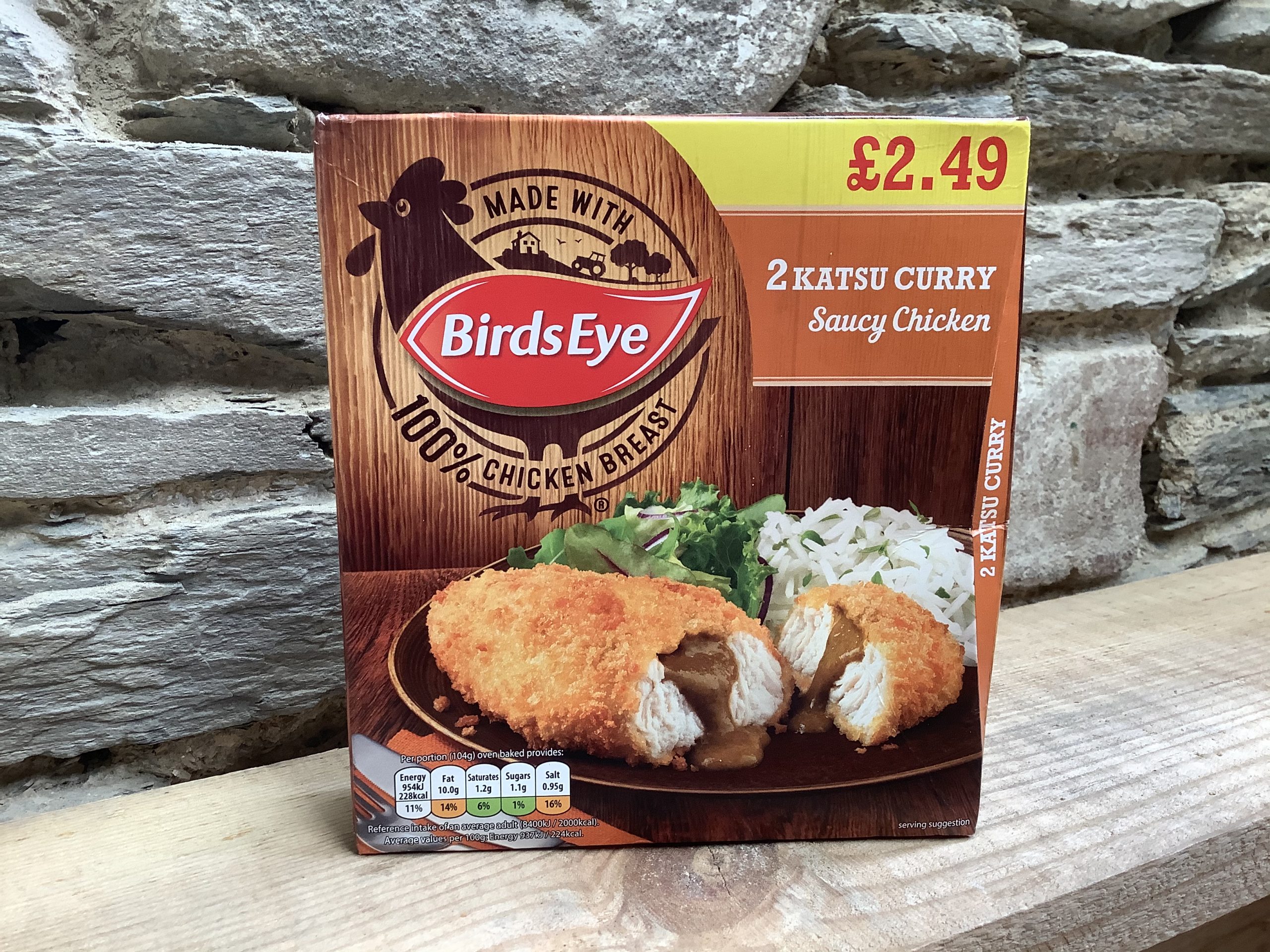 Birds eye 2 Katsu curry saucy chicken Siop Y Pentre