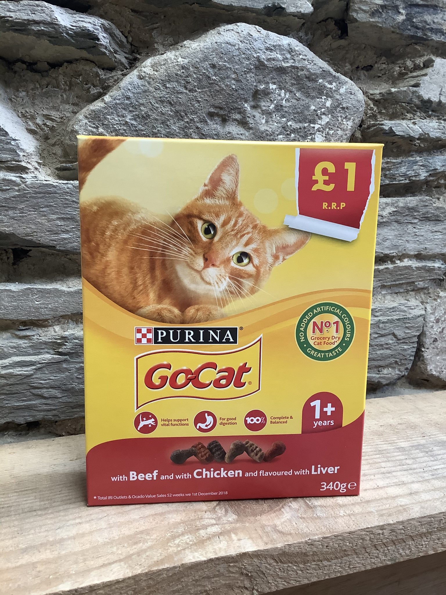 Go Cat Dry Food. Beef, Chicken and Liver Siop Y Pentre
