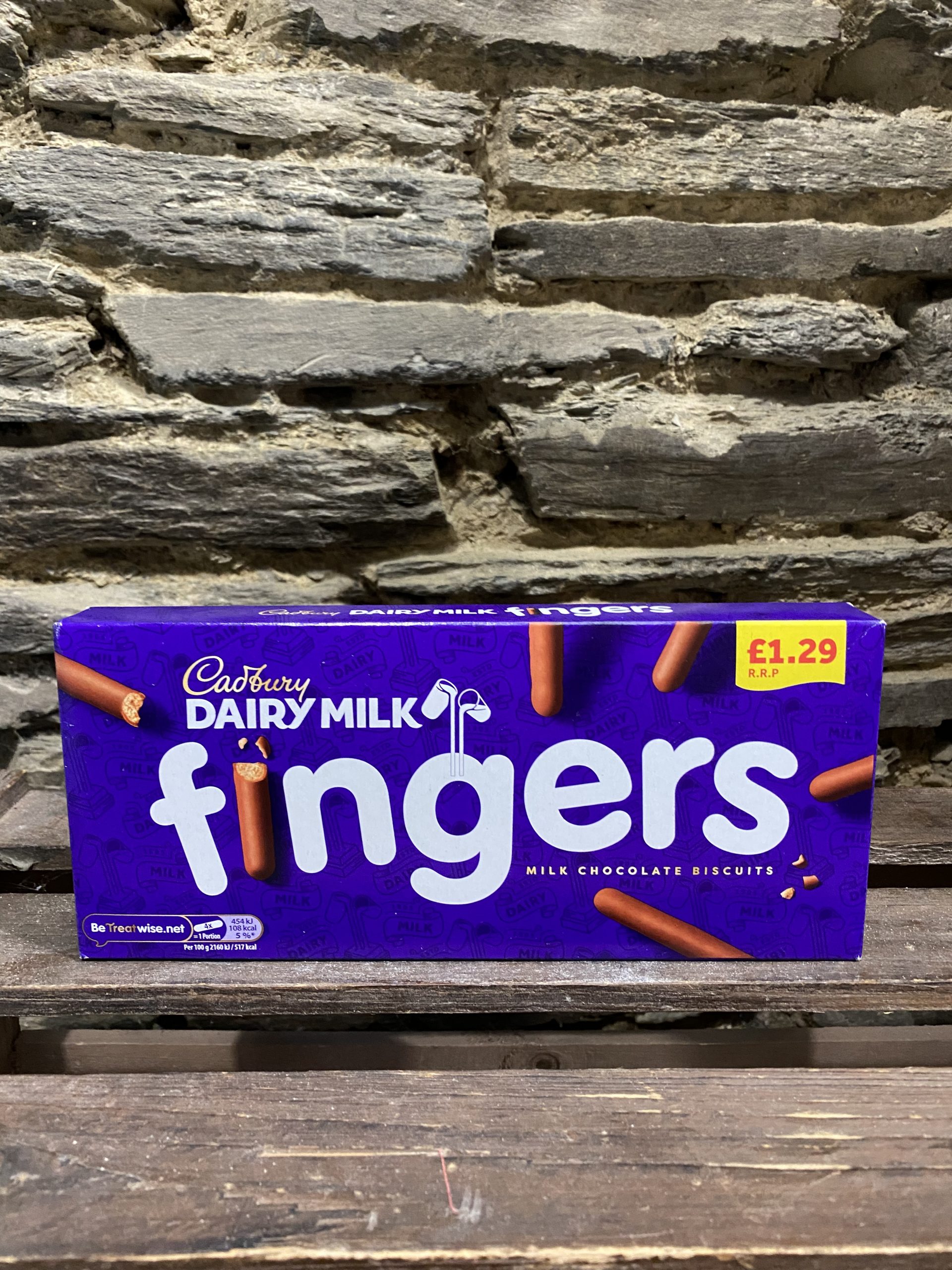 Cadbury. Dairy Milk Fingers. 114g Siop Y Pentre