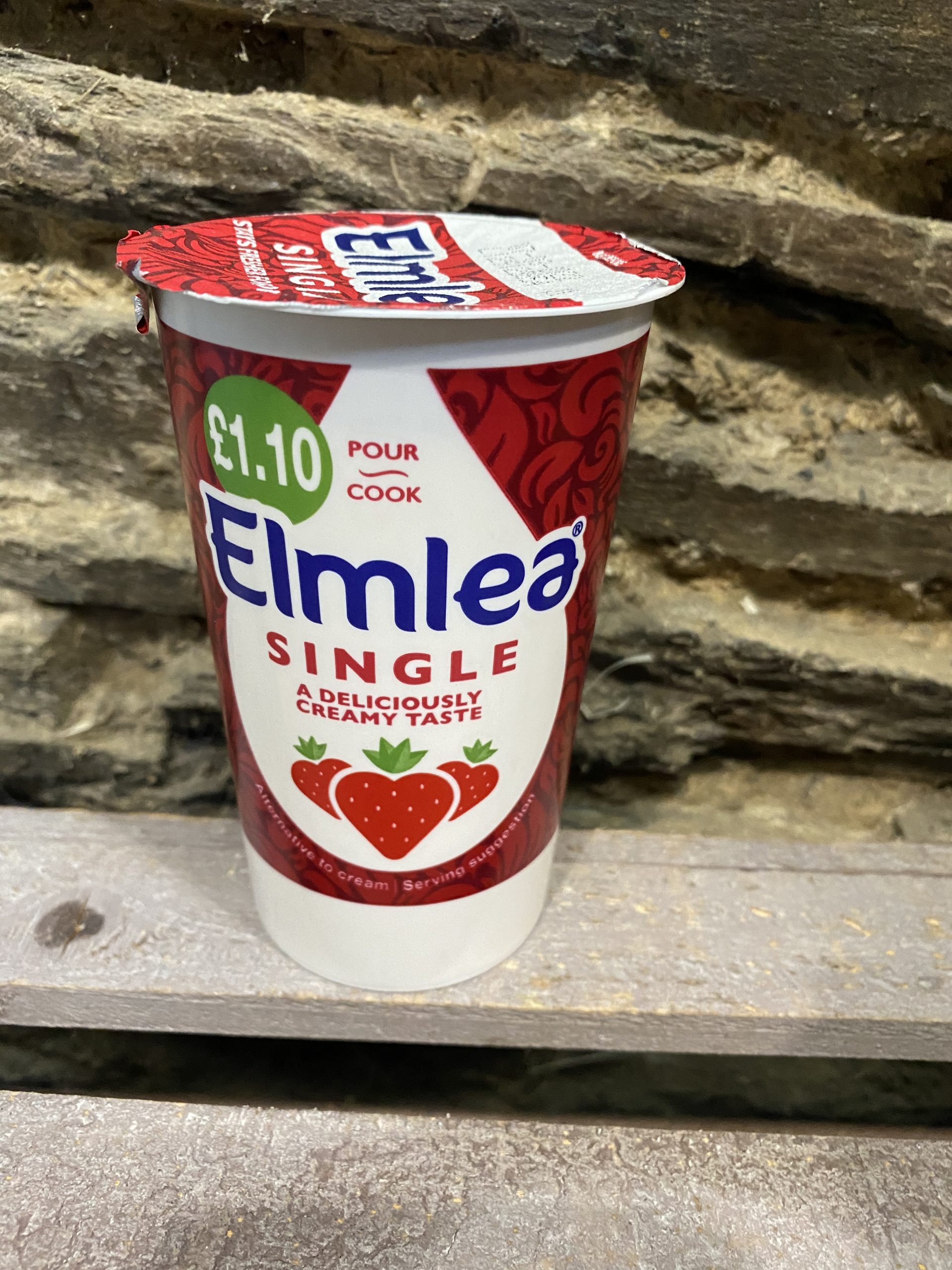 Elmlea. Single Cream. 270ml Siop Y Pentre