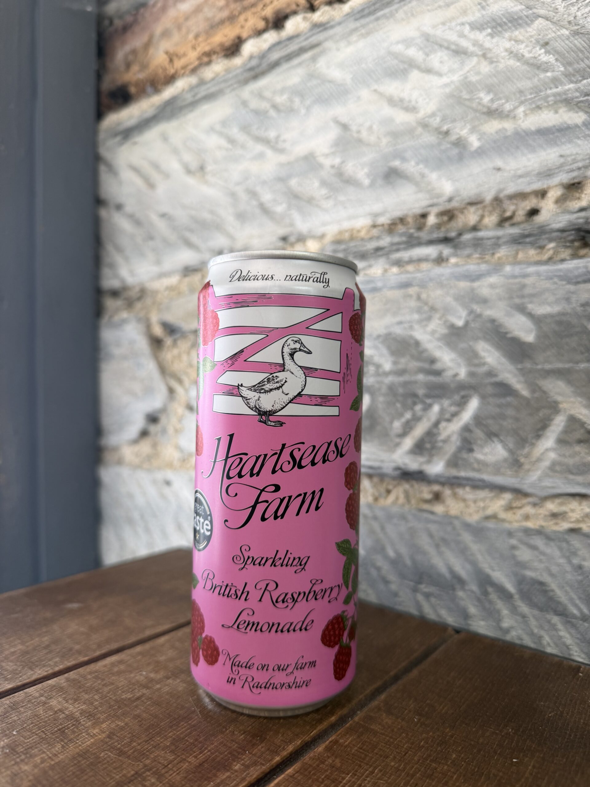 Heartsease Farm Raspberry Lemonade Can 330ml